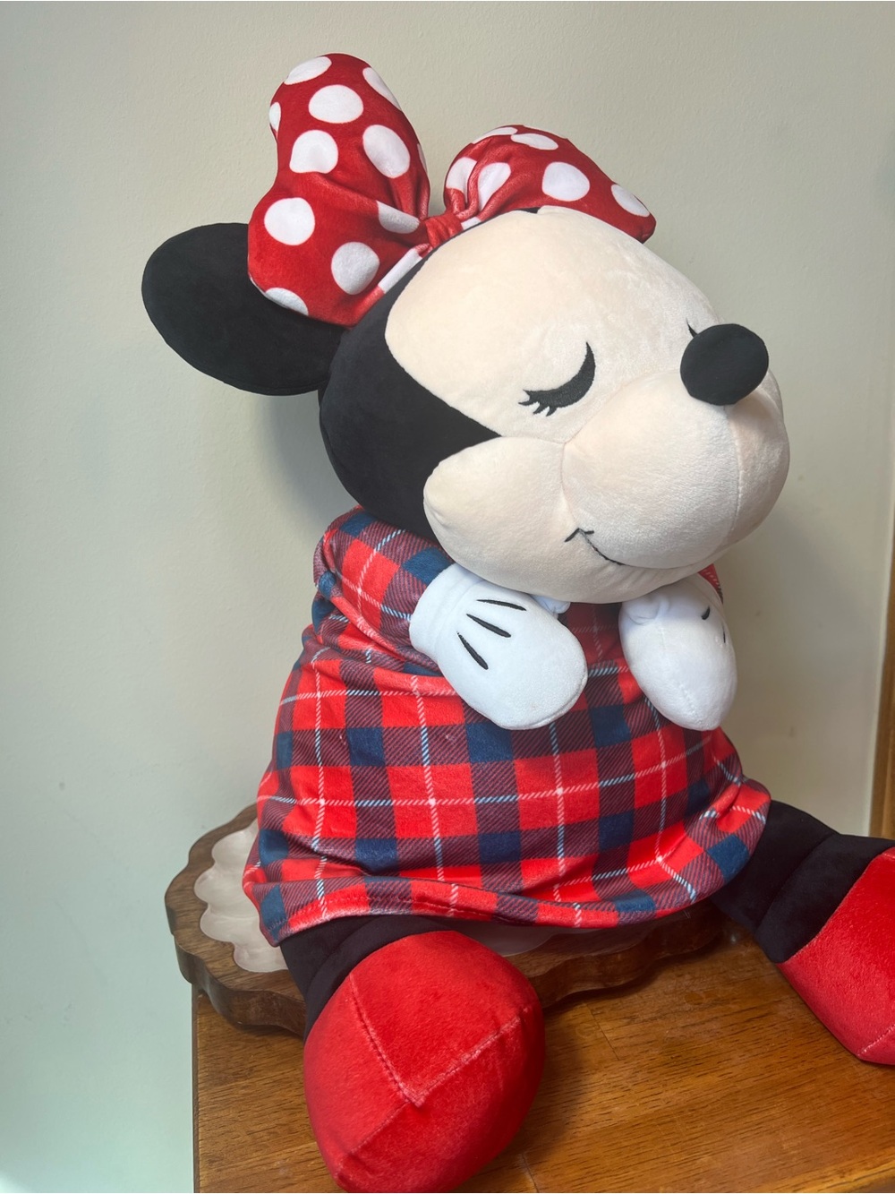 Disney Parks Minnie Mouse Cuddleez Plush Large Buffalo Plaid Stuffed Animal - Picture 2 of 13
